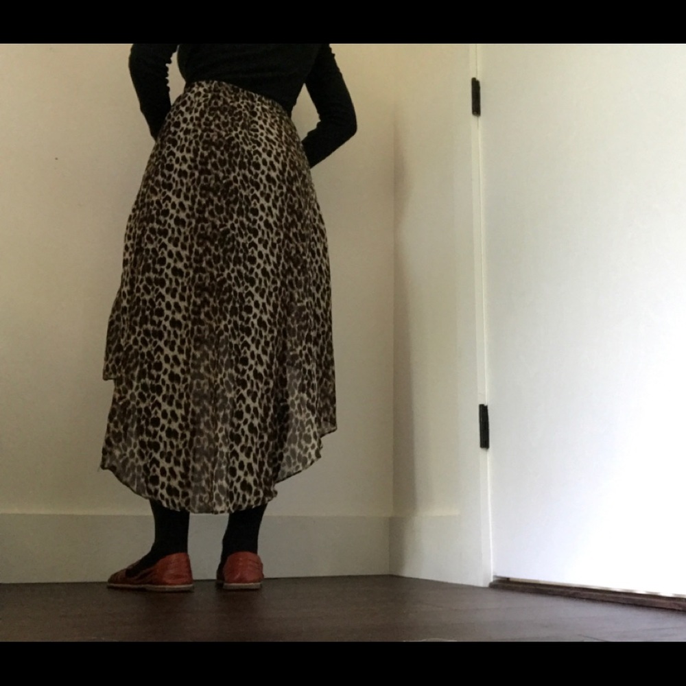 Forever 21 High-Low Leopard Print Skirt - Picture 7 of 13